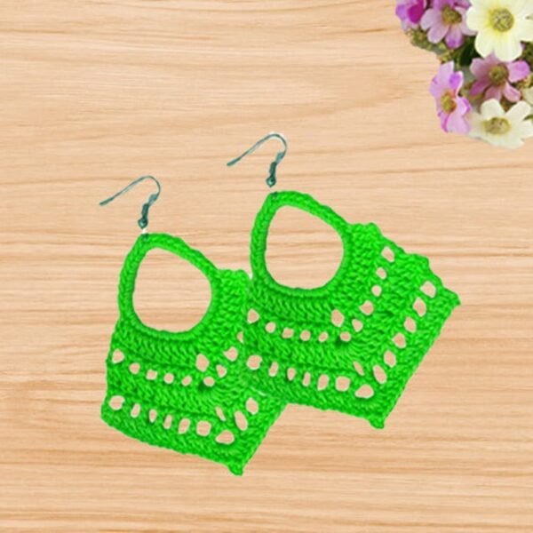 Crochet Triangle Hole Earrings Pattern