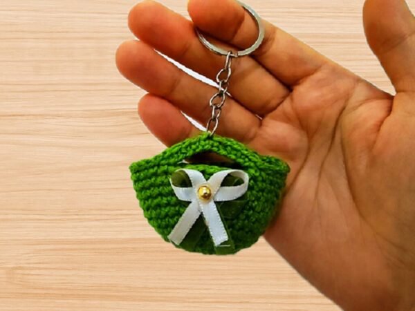 Crochet Green Bag Keychain Pattern