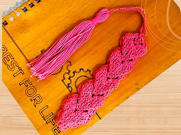 Crochet Pink Heart Bookmark Pattern